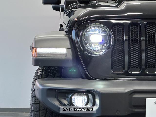 Jeep WRANGLER 2021-04 1040791-7
