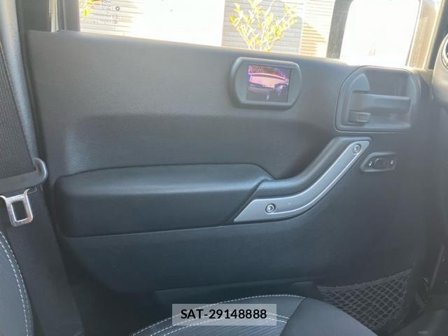 Jeep WRANGLER 2014-03 1932344-27