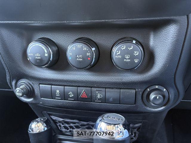 Jeep WRANGLER 2013-05 5869859-11