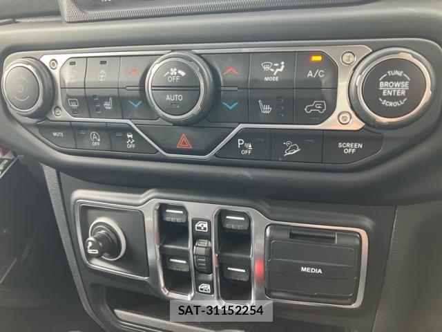 Jeep WRANGLER 2020-10 6215789-19