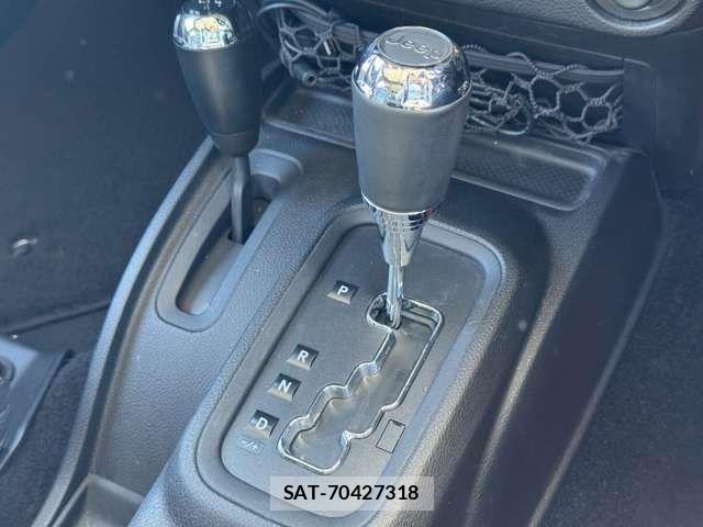 Jeep WRANGLER 2013-04 6215799-19