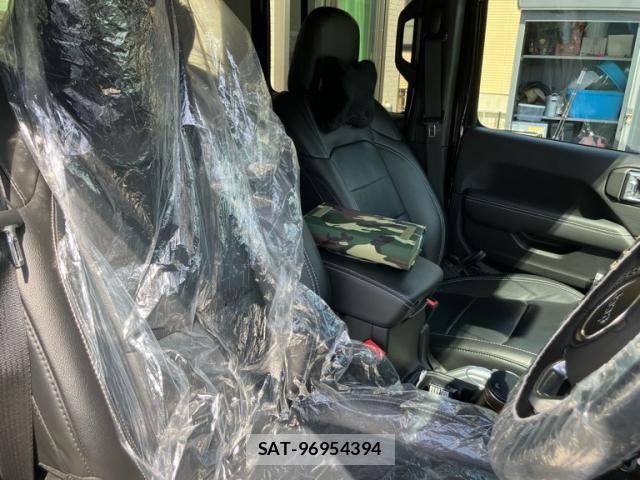 Jeep WRANGLER 2019-08 6498781-14