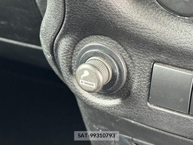 Jeep WRANGLER 2013-09 6526375-23