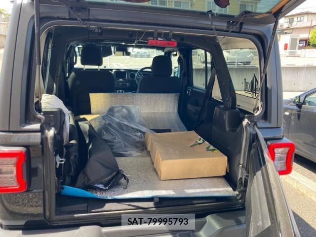 Jeep WRANGLER 2021-04 6612474-14