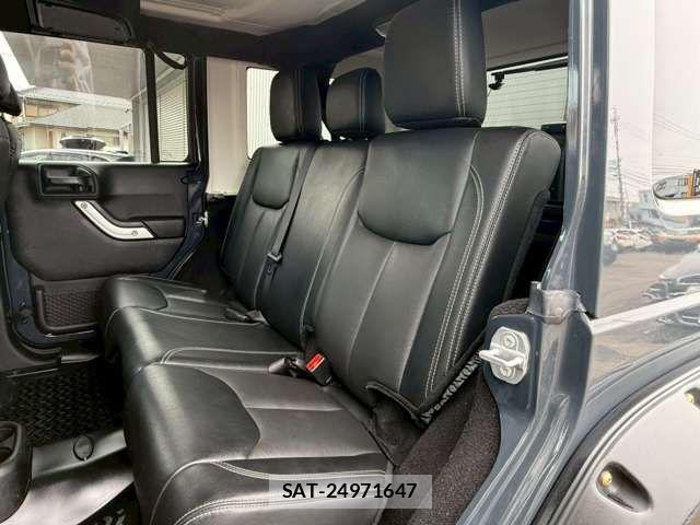 Jeep WRANGLER 2017-06 6683821-9