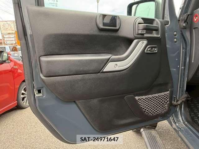 Jeep WRANGLER 2017-06 6683821-13