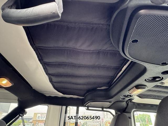 Jeep WRANGLER 2018-06 6815400-12