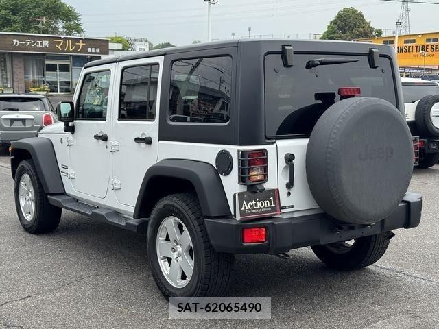 Jeep WRANGLER 2018-06 6815400-3