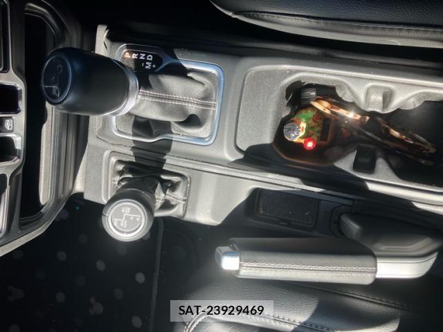 Jeep WRANGLER 2019-04 6906905-15