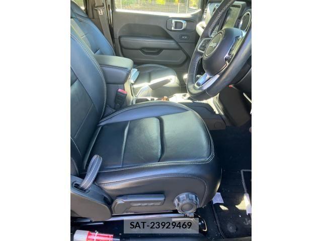 Jeep WRANGLER 2019-04 6906905-8