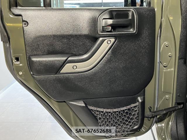 Jeep WRANGLER 2015-06 6906907-25