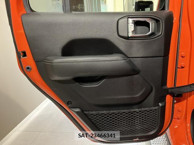 Jeep WRANGLER 2019-07 6906903-25