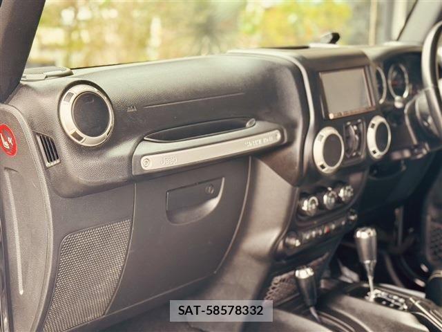 Jeep WRANGLER 2017-02 6994440-18