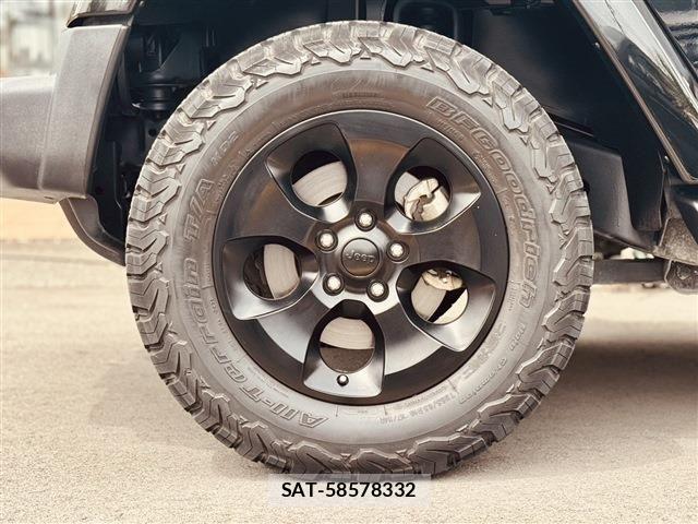 Jeep WRANGLER 2017-02 6994440-19