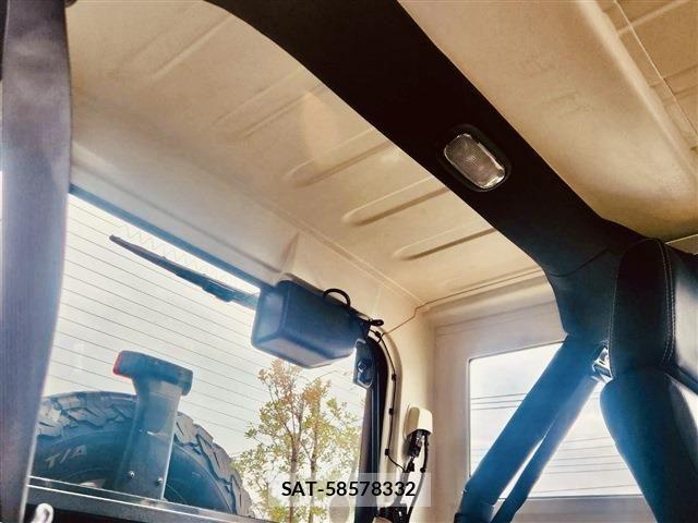 Jeep WRANGLER 2017-02 6994440-4