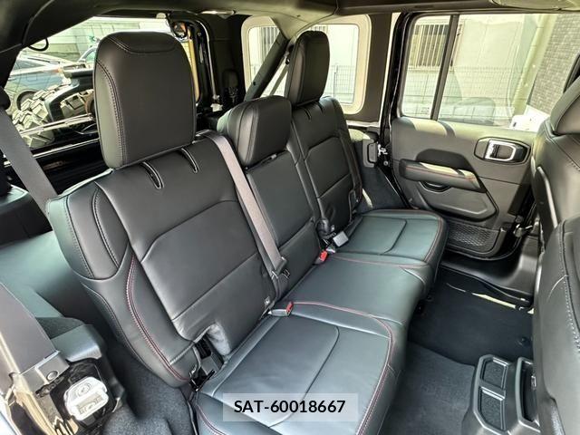 Jeep WRANGLER 2024-11 7020659-4
