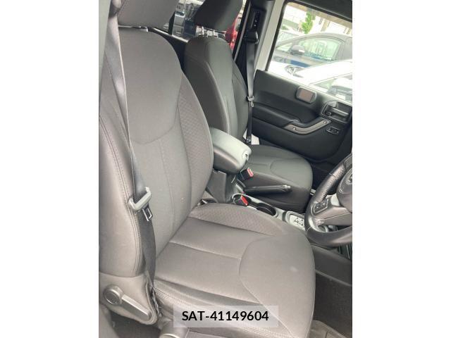 Jeep WRANGLER 2017-11 7058987-8