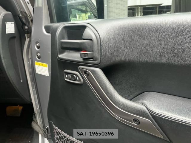 Jeep WRANGLER 2018-06 7058985-13