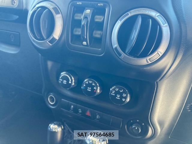 Jeep WRANGLER 2013-08 7220070-19