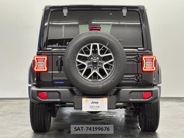 Jeep WRANGLER 2026-03 7327640-16