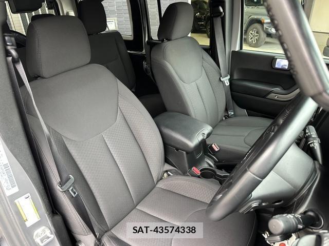 Jeep WRANGLER 2017-10 7327649-3