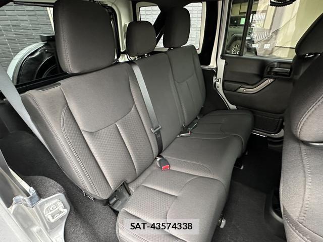 Jeep WRANGLER 2017-10 7327649-4