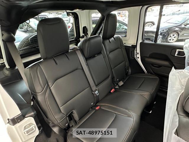 Jeep WRANGLER 2026-03 7327635-4