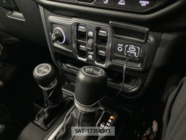 Jeep WRANGLER 2022-08 7358207-16
