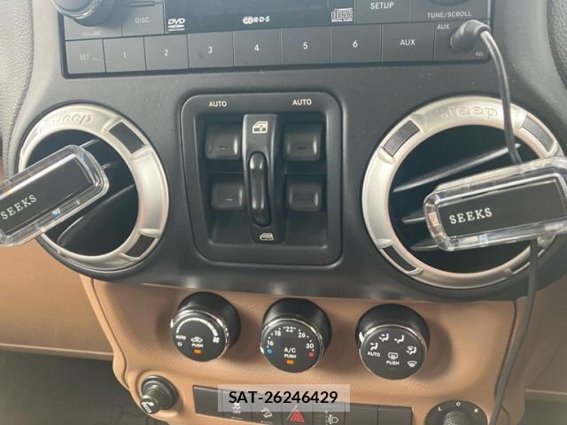 Jeep WRANGLER 2017-03 7392472-9