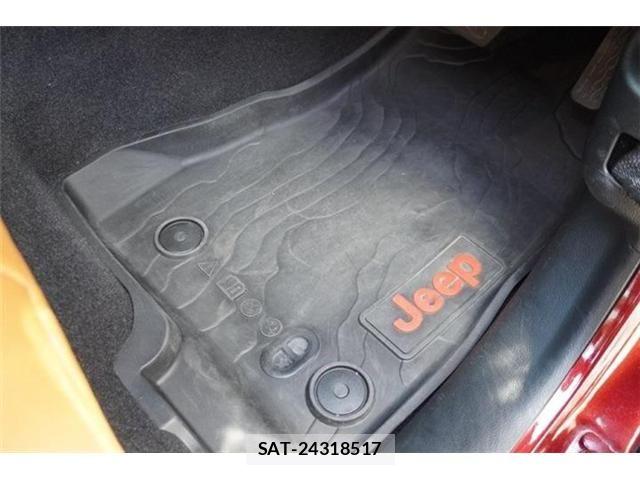 Jeep WRANGLER 2021-06 7617249-28