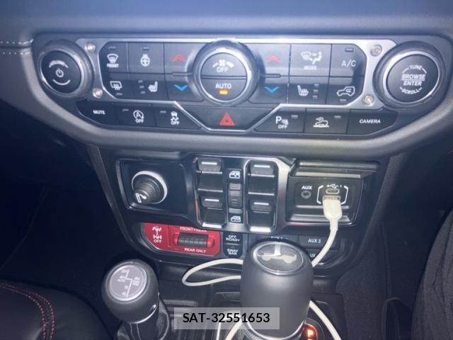 Jeep WRANGLER 2025-11 7724413-24