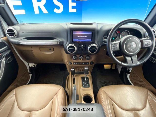 Jeep WRANGLER 2017-06 7724436-1