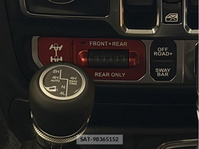 Jeep WRANGLER 2025-07 7724412-13