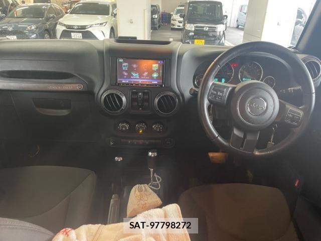 Jeep WRANGLER 2018-05 7724435-11