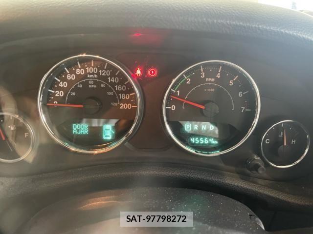 Jeep WRANGLER 2018-05 7724435-19