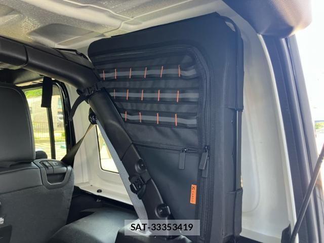 Jeep WRANGLER 2021-07 7724426-28