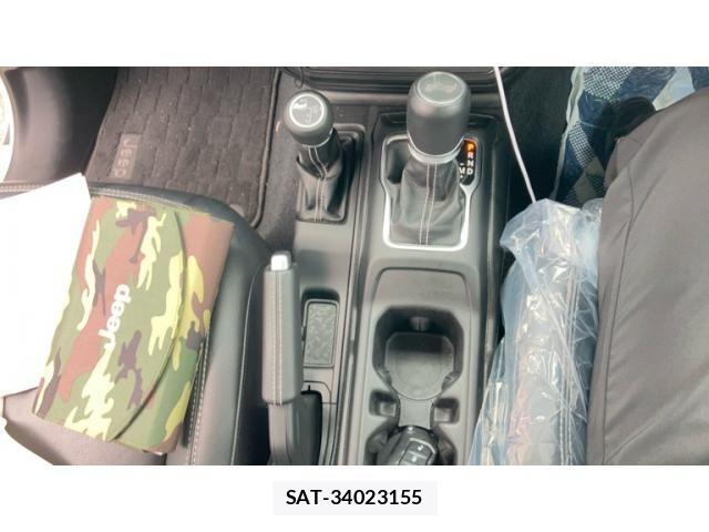 Jeep WRANGLER 2024-05 7724423-21