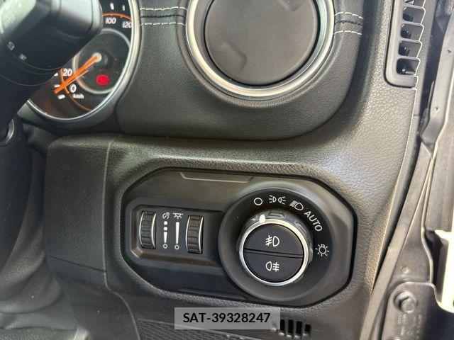 Jeep WRANGLER 2019-06 7724429-24