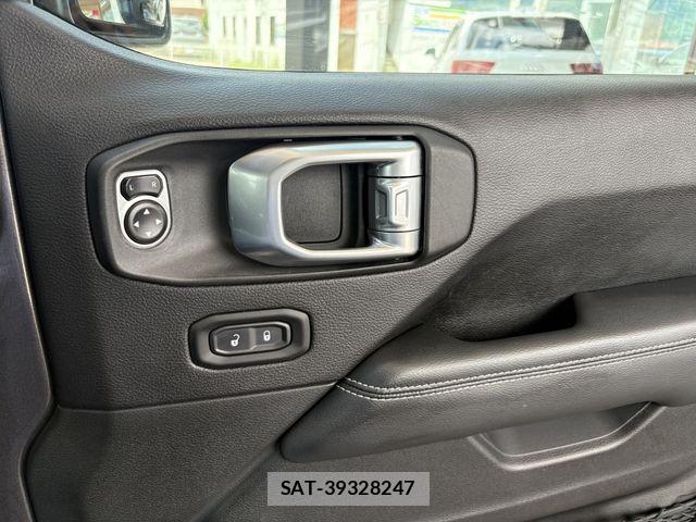 Jeep WRANGLER 2019-06 7724429-25