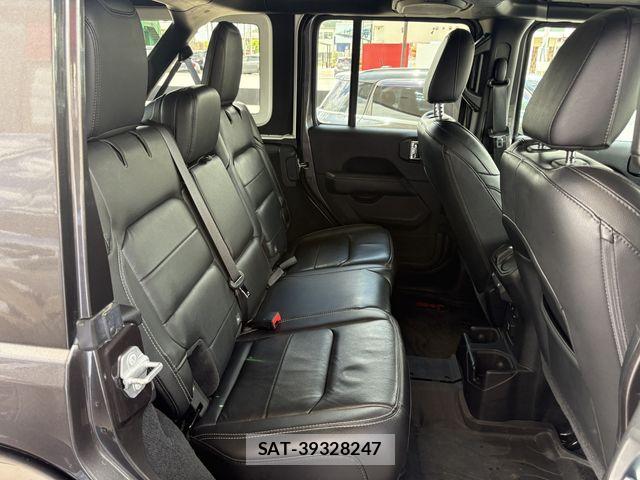 Jeep WRANGLER 2019-06 7724429-6