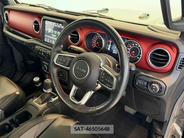 Jeep WRANGLER 2019-06 7724425-1
