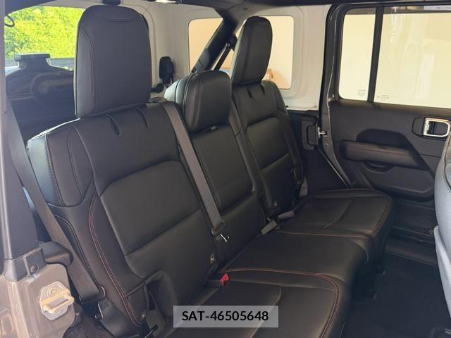 Jeep WRANGLER 2019-06 7724425-4