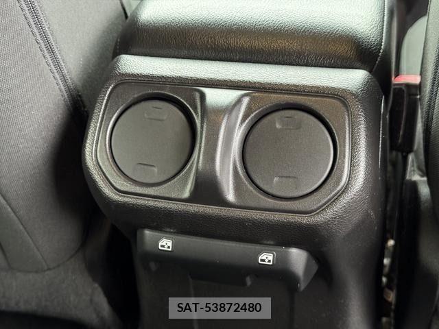 Jeep WRANGLER 2019-06 7785845-26