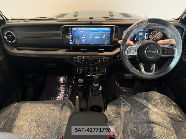 Jeep WRANGLER 2026-04 7962151-10