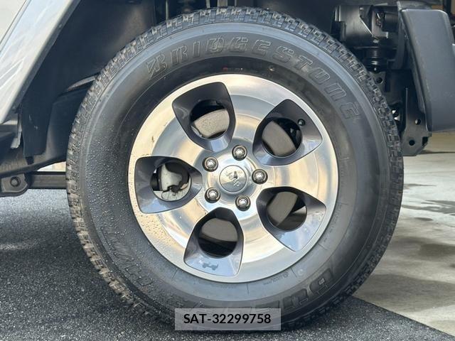 Jeep WRANGLER 2017-05 7979578-16