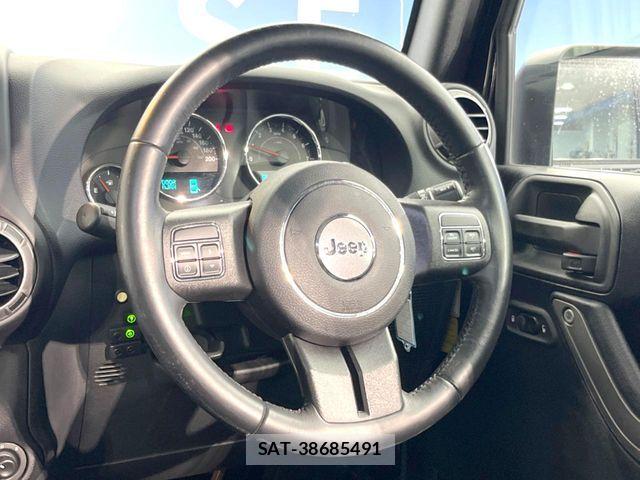 Jeep WRANGLER 2017-04 7979579-10