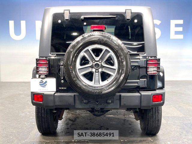 Jeep WRANGLER 2017-04 7979579-16
