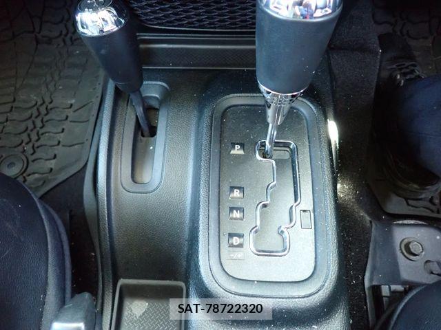Jeep WRANGLER 2018-02 7979568-12