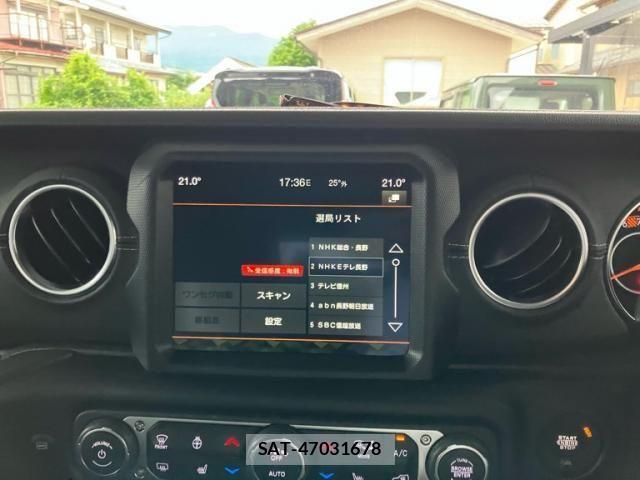 Jeep WRANGLER 2021-09 8074145-17