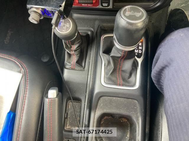Jeep WRANGLER 2021-08 8099809-22